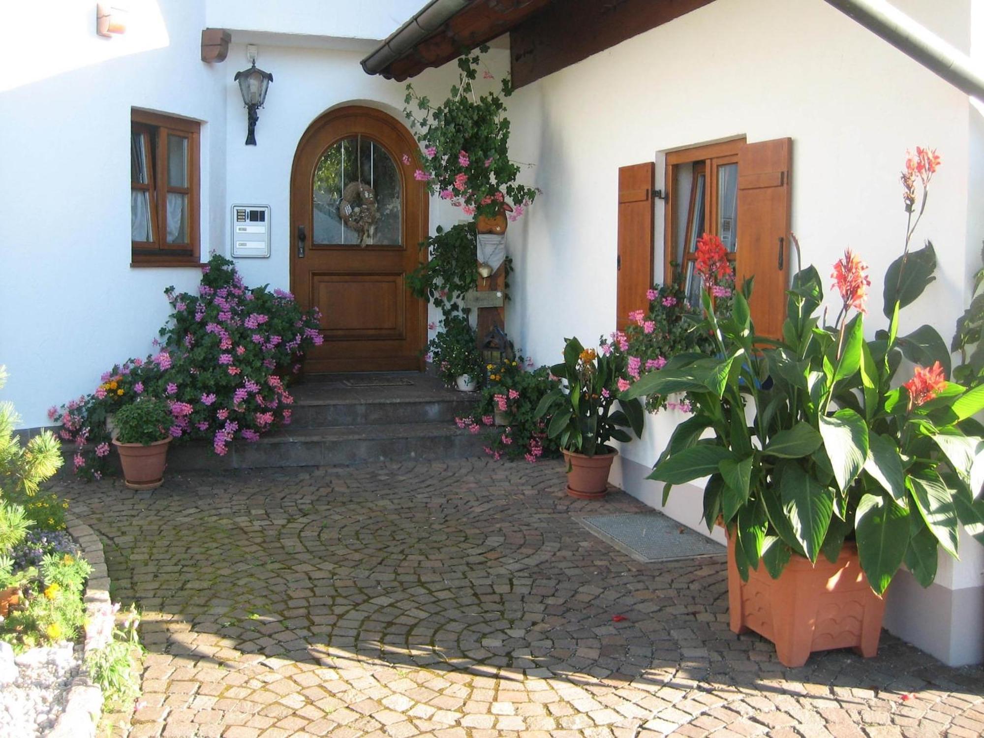 Apartment In The Allg U With View Of The Bavarian Alps Bernbeuren Εξωτερικό φωτογραφία